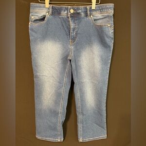 est 1946 DENIM Classic CROPPED BLUE JEANS SIZE 8 Distressed